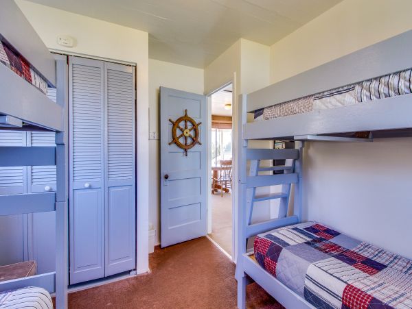 Santa Barbara County Home 984343