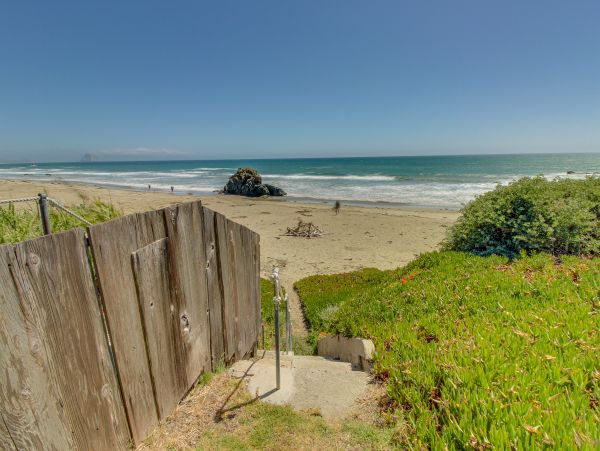 Santa Barbara County Home 984343