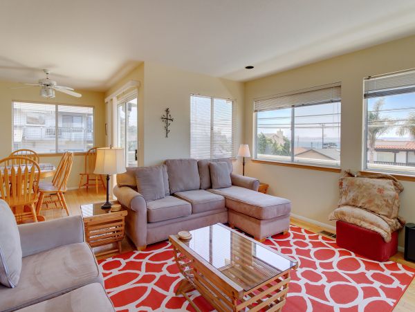 Santa Barbara County Home 984344