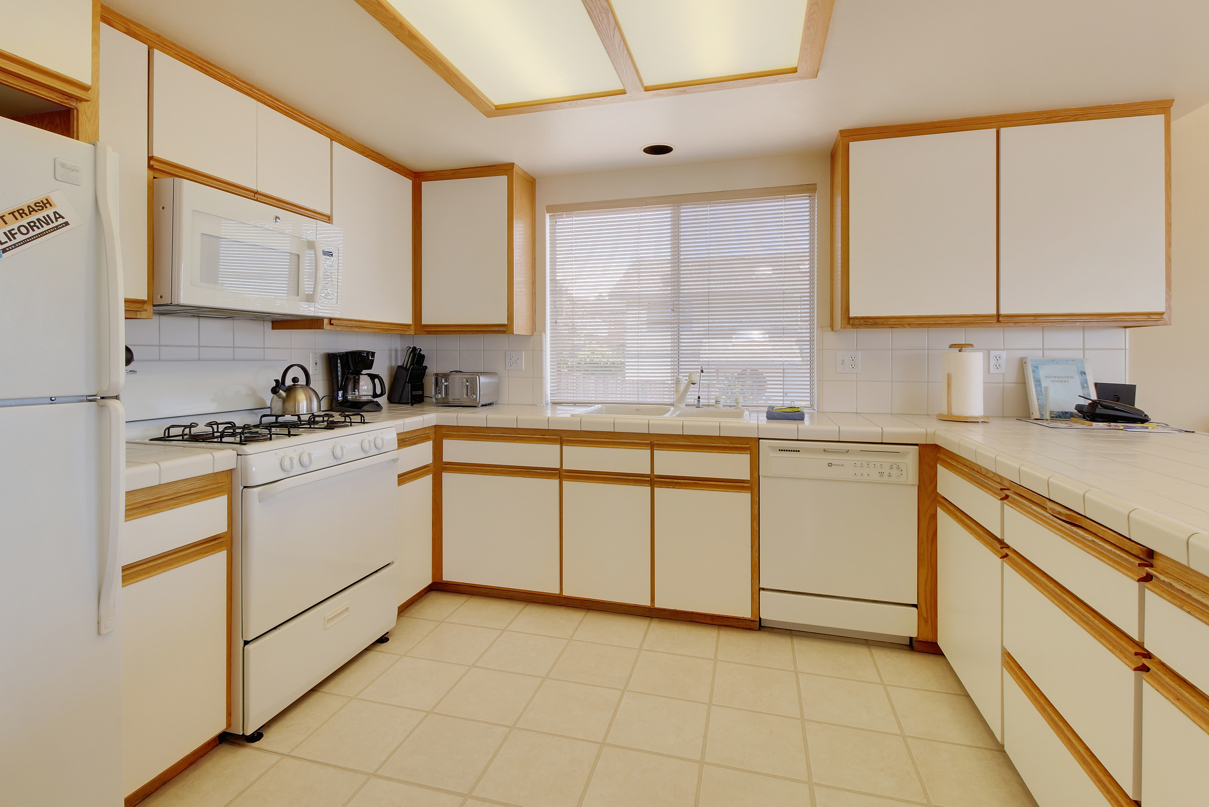 Santa Barbara County Home 984344
