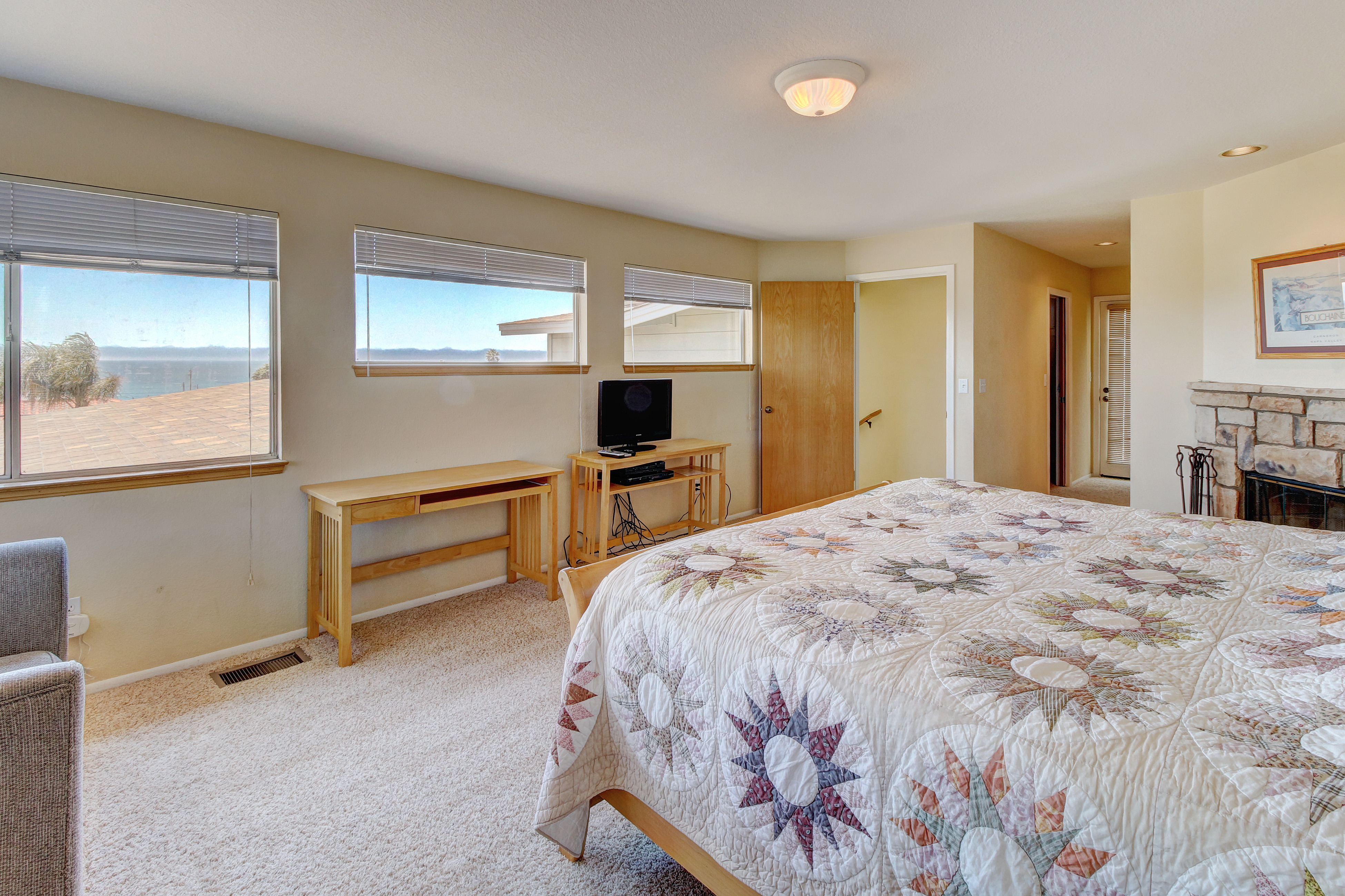 Santa Barbara County Home 984344