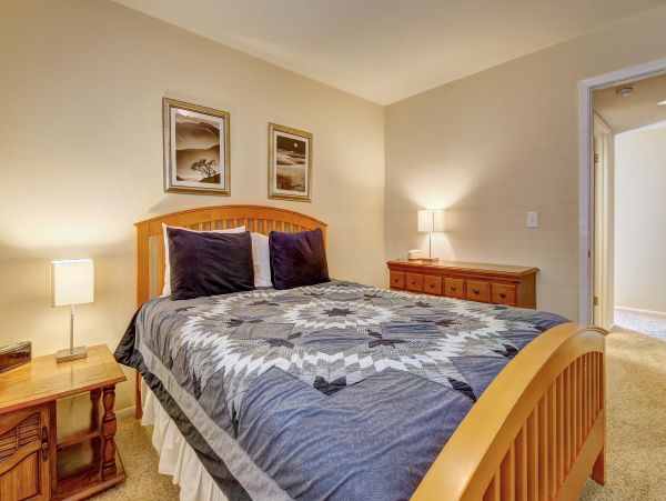 Santa Barbara County Home 984344