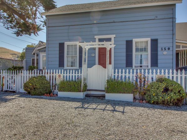 Santa Barbara County Home 984346