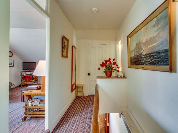 Santa Barbara County Home 984346