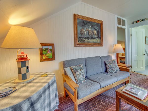 Santa Barbara County Home 984346