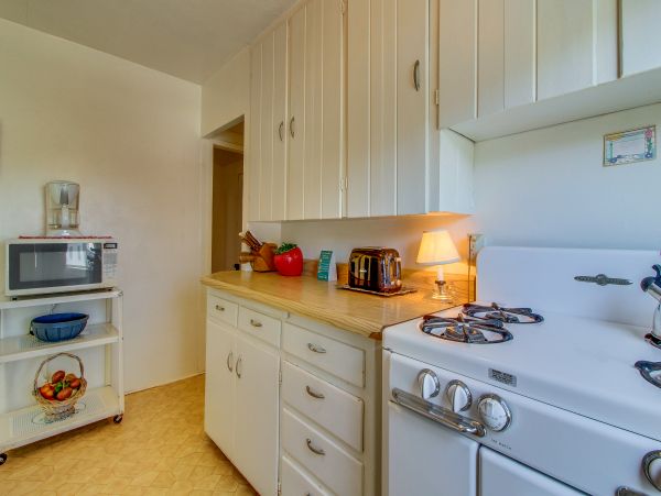 Santa Barbara County Home 984346