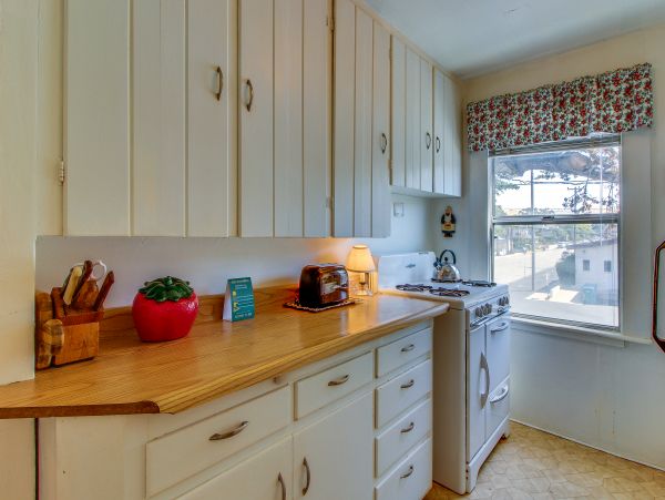 Santa Barbara County Home 984346