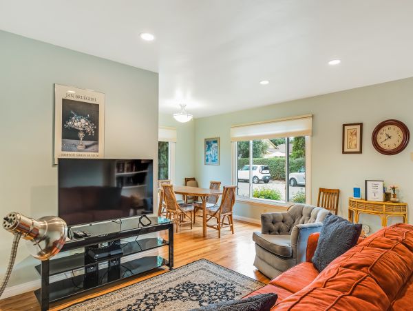 Santa Barbara County Home 984348