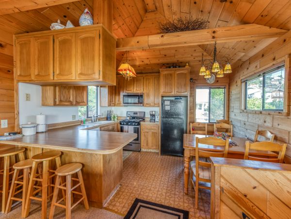 Santa Barbara County Home 984349