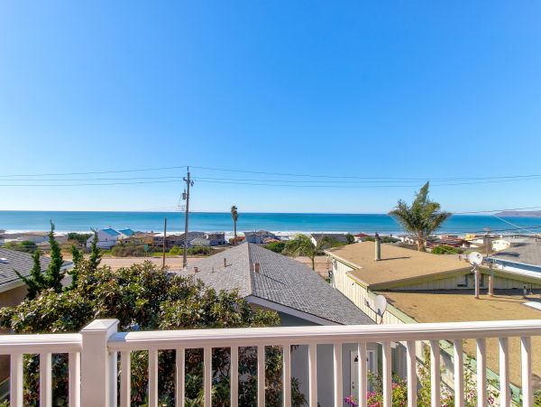 Santa Barbara County Home 984351