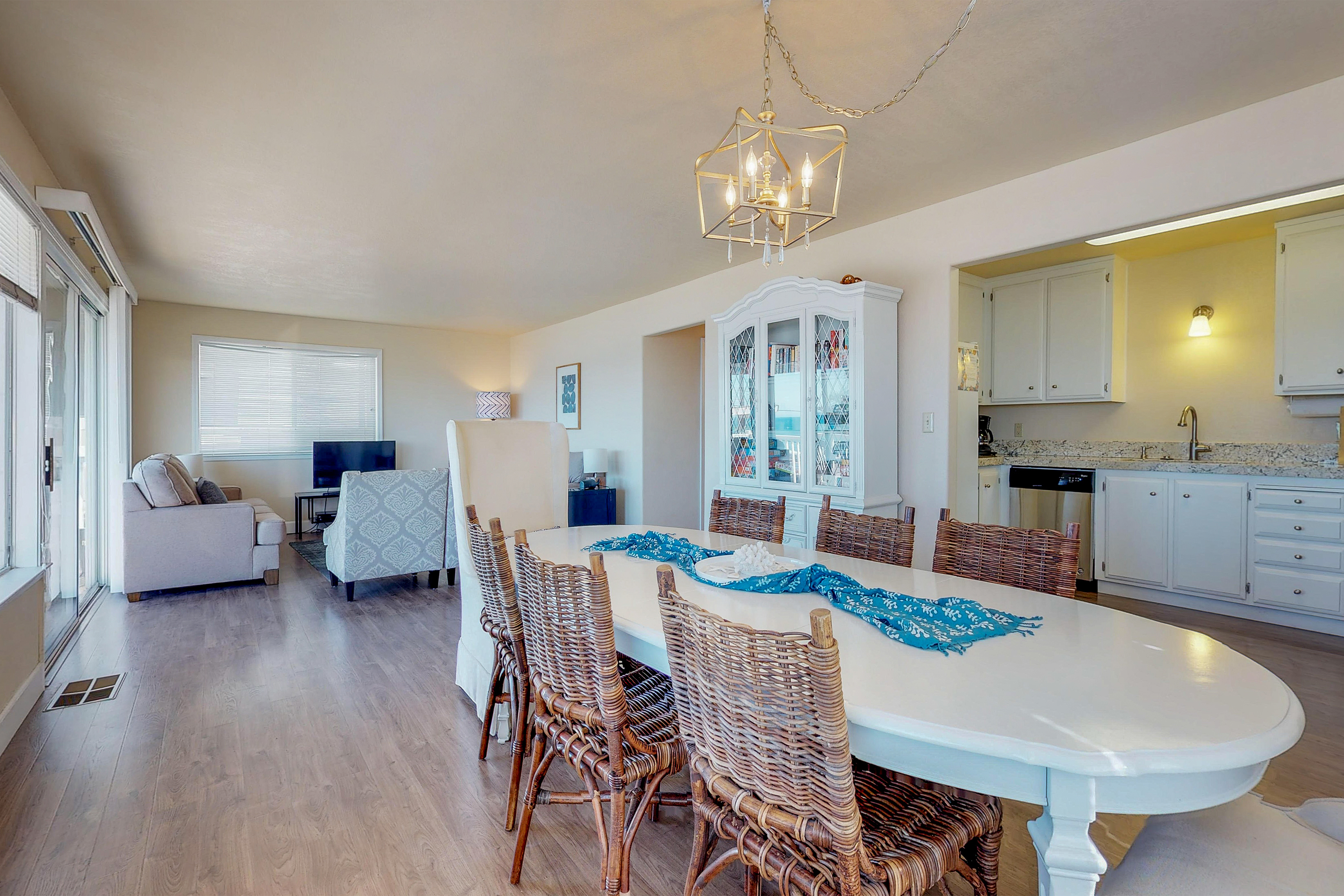 Santa Barbara County Home 984351