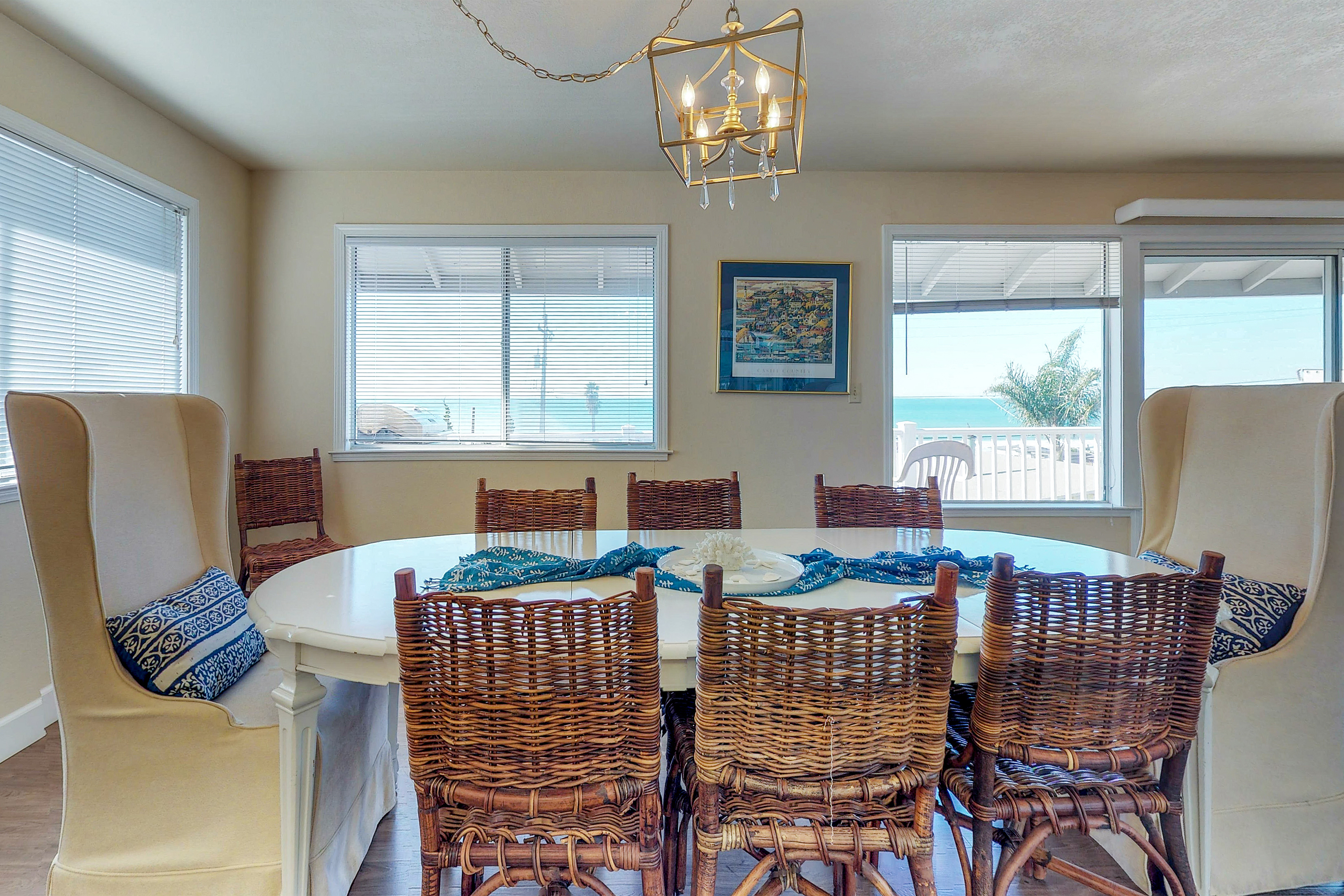 Santa Barbara County Home 984351