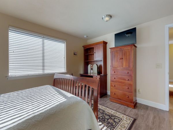 Santa Barbara County Home 984351