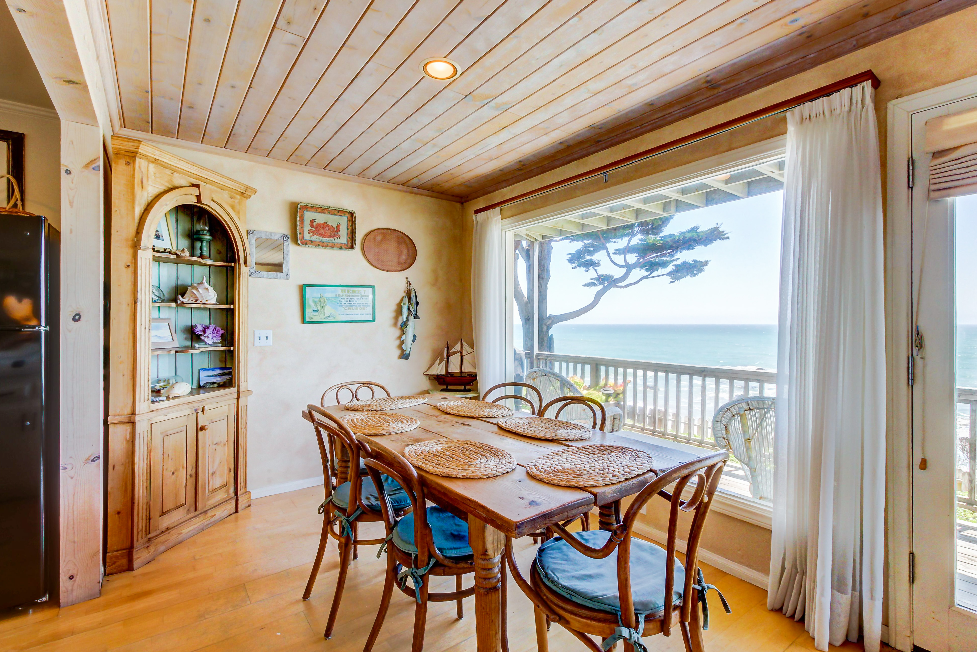 Santa Barbara County Home 984352