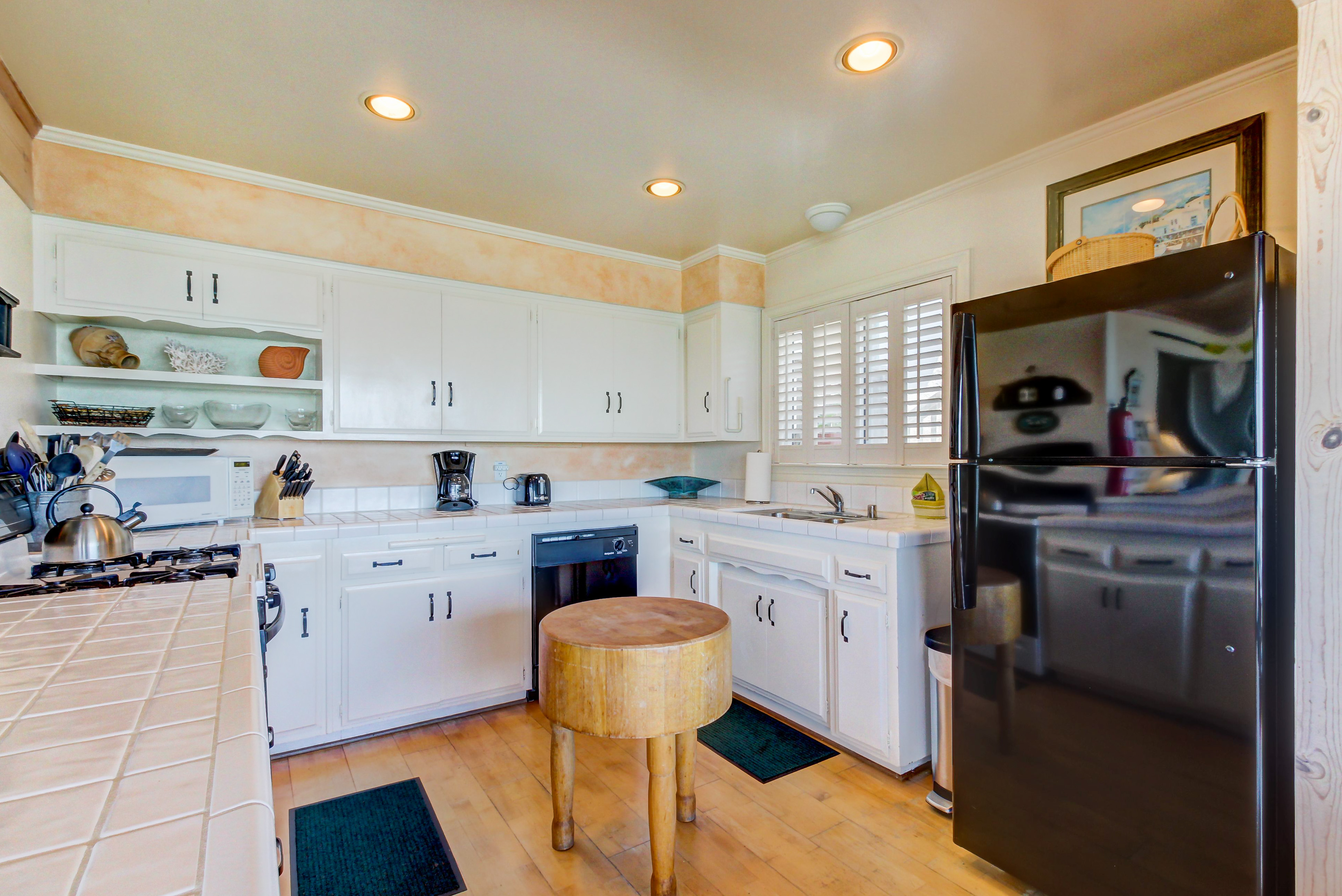 Santa Barbara County Home 984352