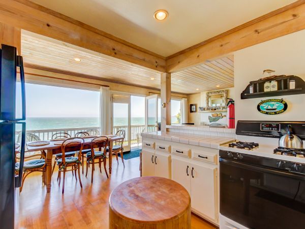 Santa Barbara County Home 984352