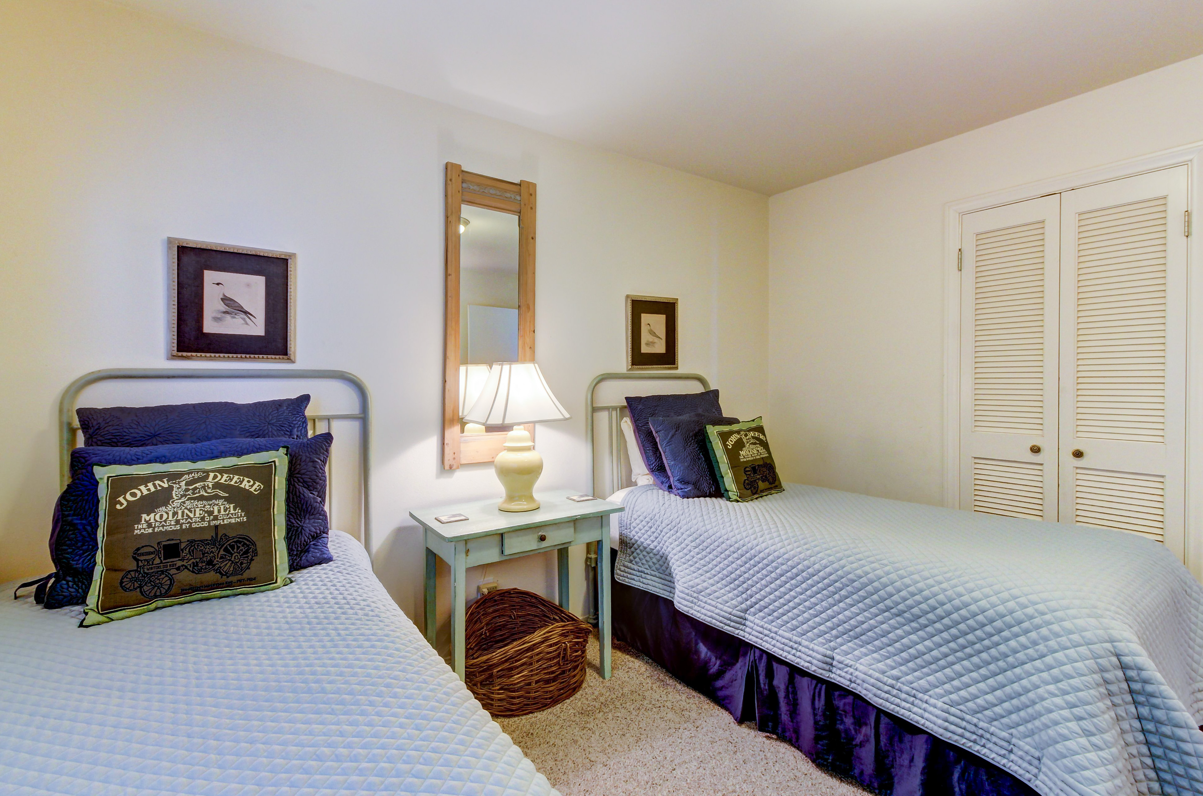 Santa Barbara County Home 984352