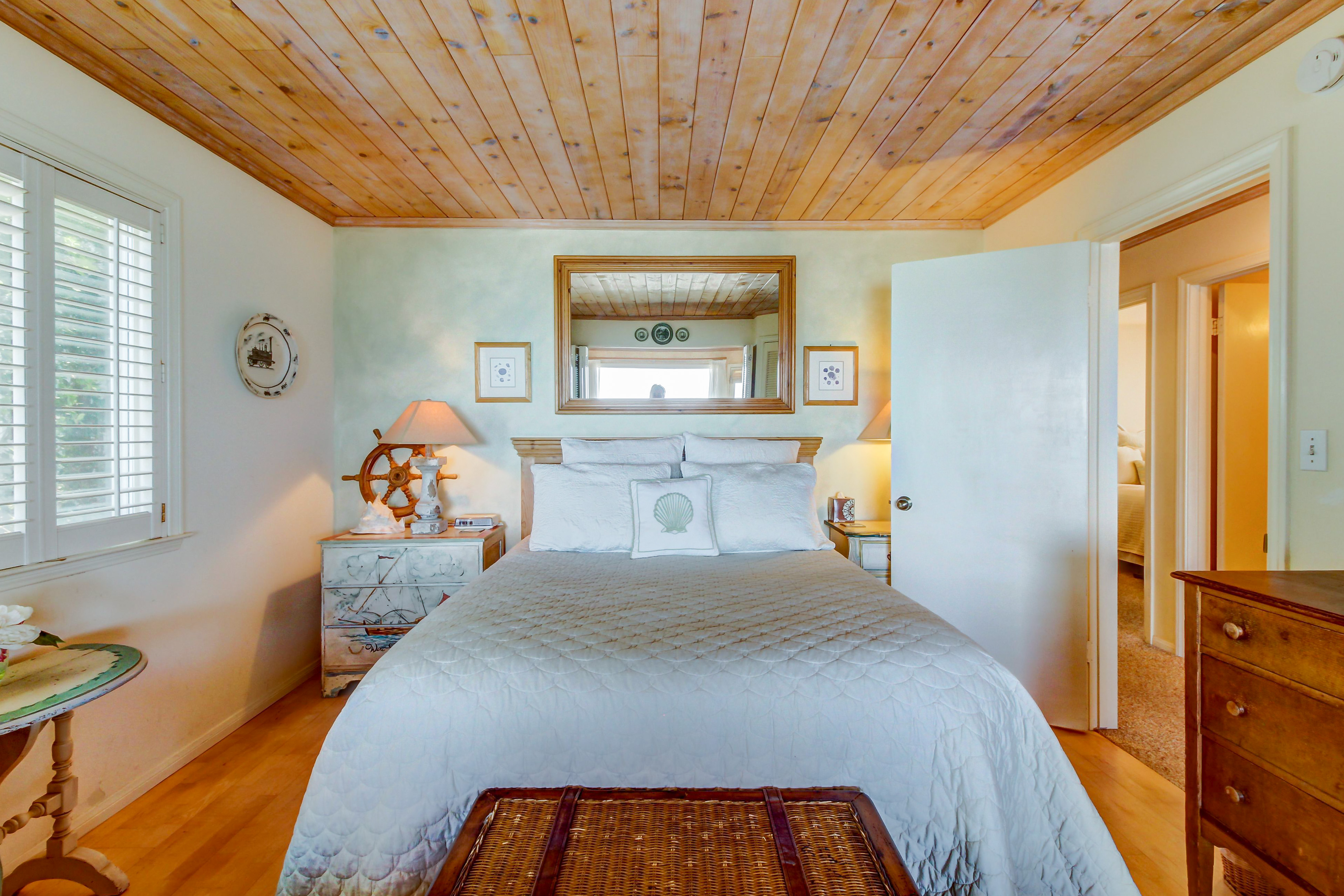 Santa Barbara County Home 984352