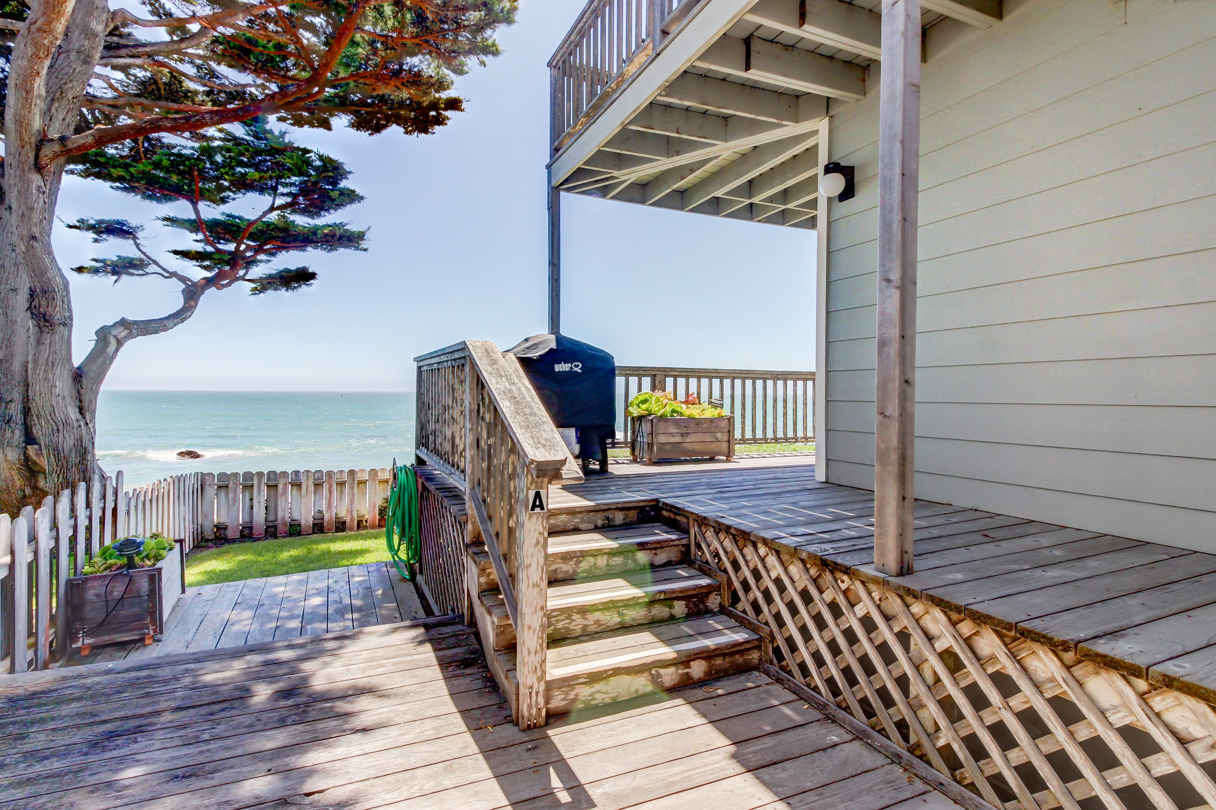 Santa Barbara County Home 984352