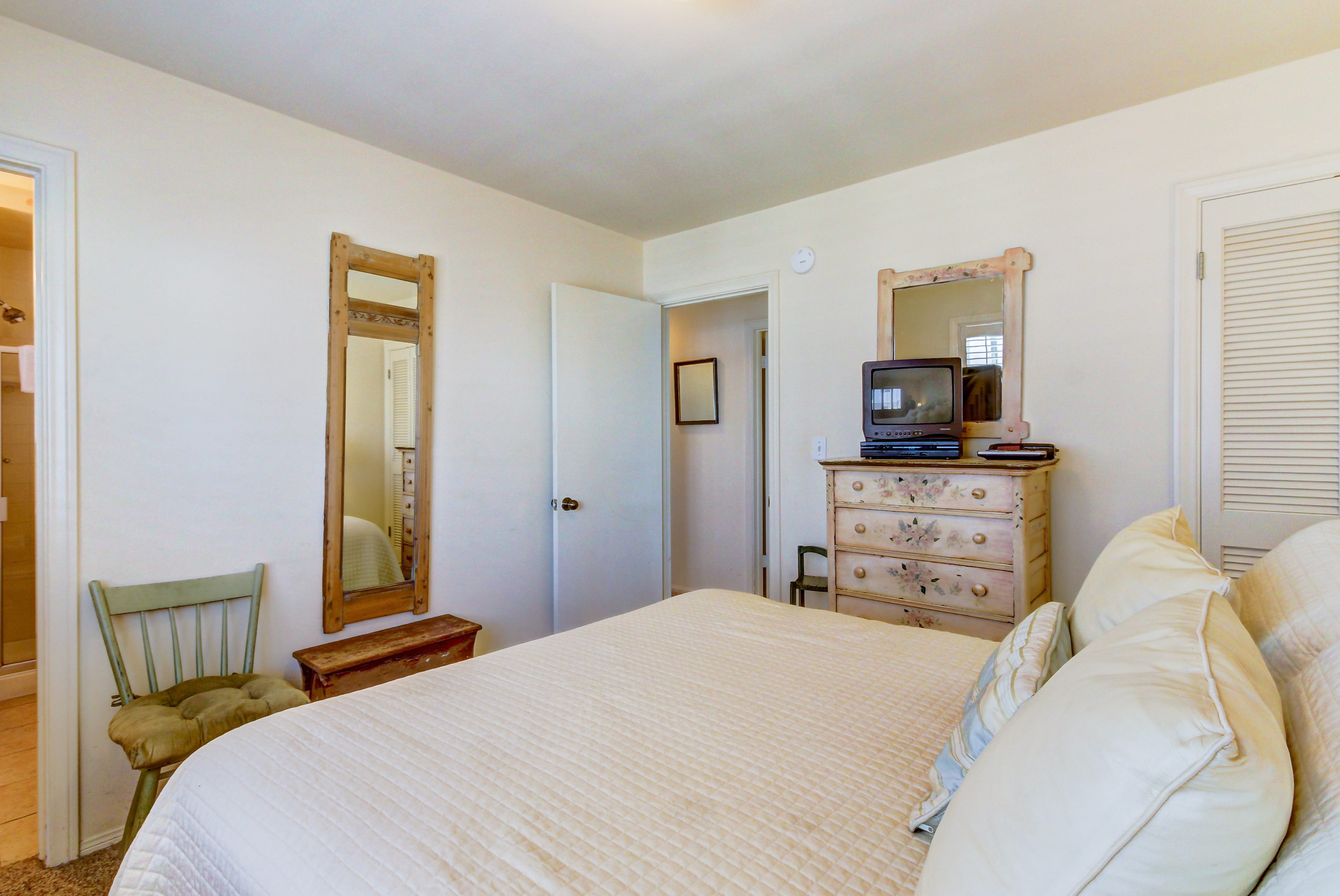 Santa Barbara County Home 984352
