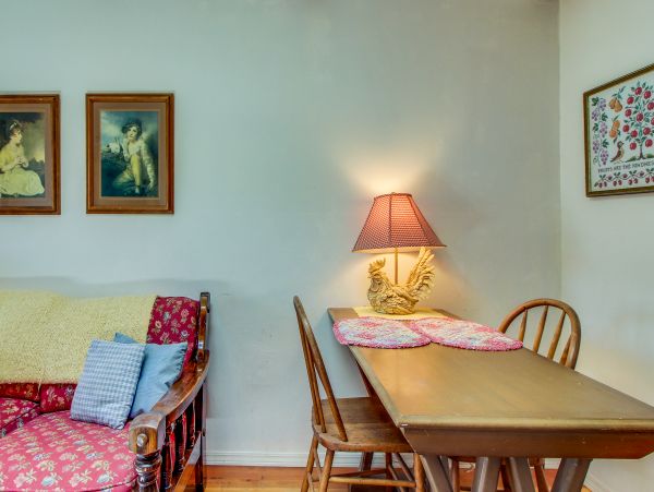 Santa Barbara County Home 984353