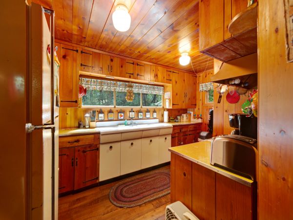 Santa Cruz County Home 984360