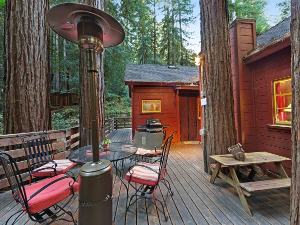 Santa Cruz County Home 984360