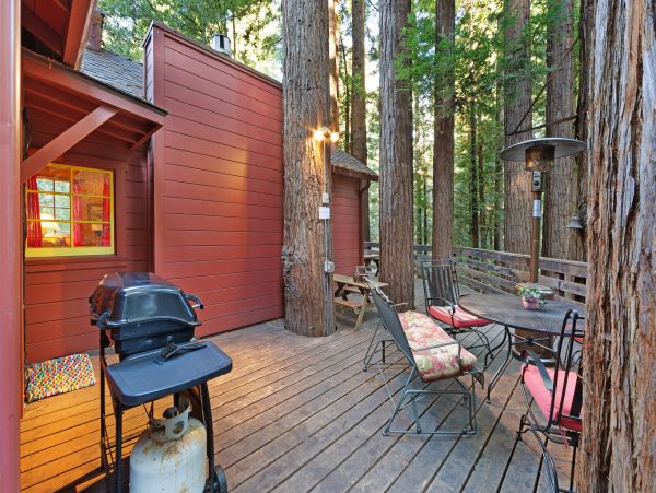 Santa Cruz County Home 984360