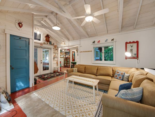Santa Cruz County Home 984361