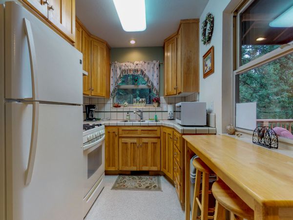 Santa Cruz County Home 984362