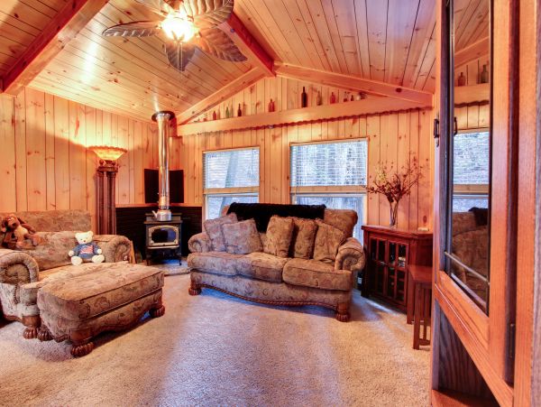 Santa Cruz County Home 984363