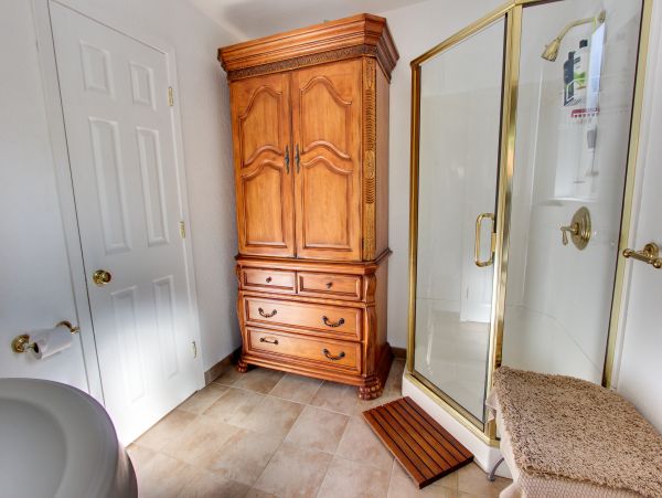 Santa Cruz County Home 984363