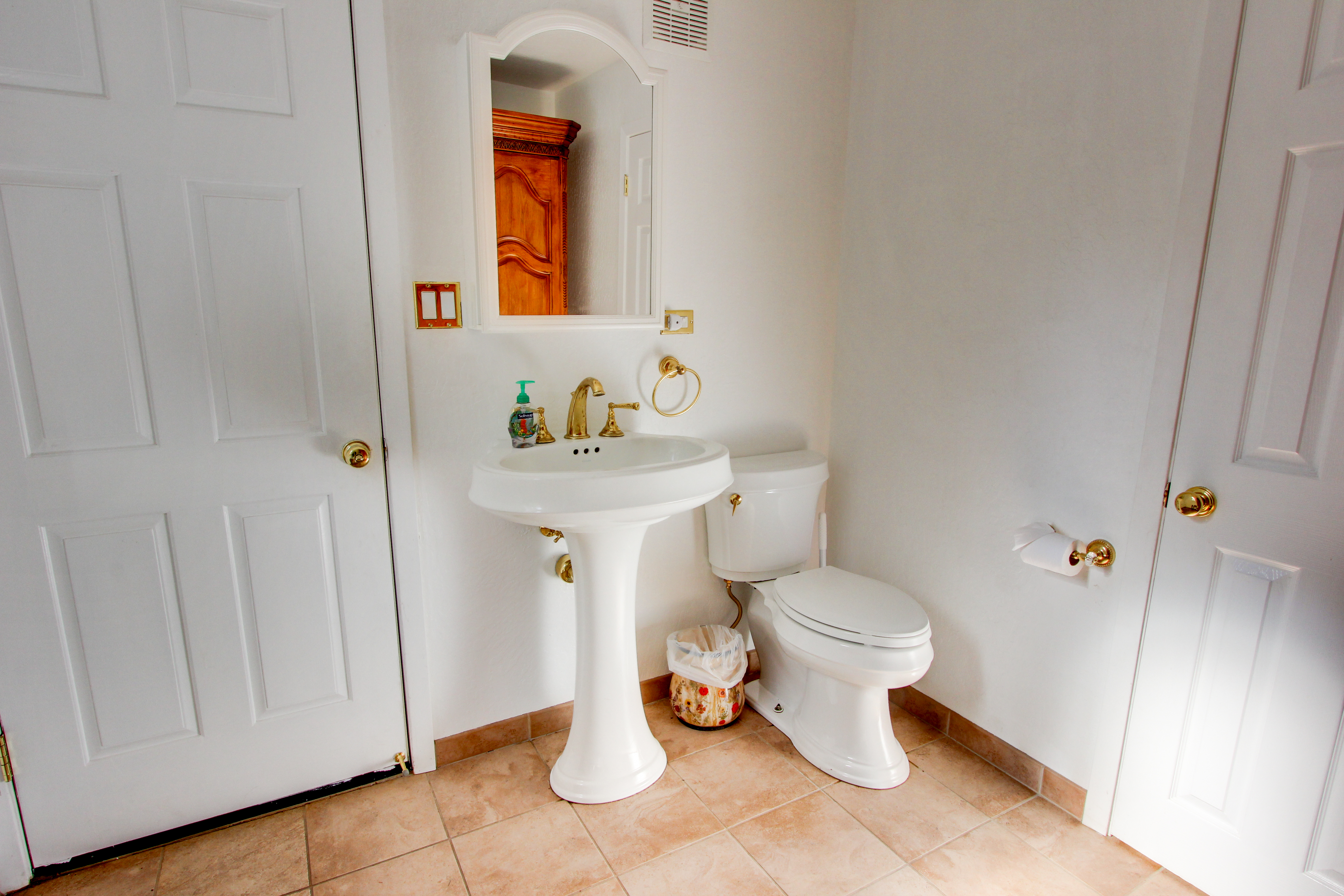 Santa Cruz County Home 984363