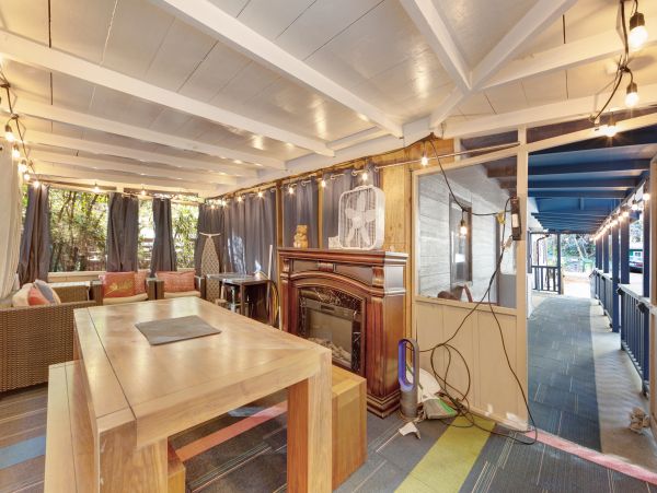 Santa Cruz County Home 984364