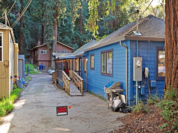 Santa Cruz County Home 984364