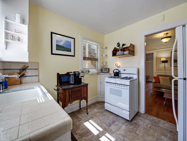 Santa Cruz County Home 984365