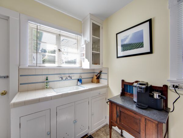 Santa Cruz County Home 984365