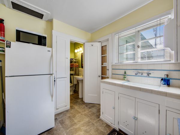 Santa Cruz County Home 984365