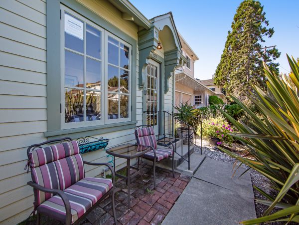 Santa Cruz County Home 984365