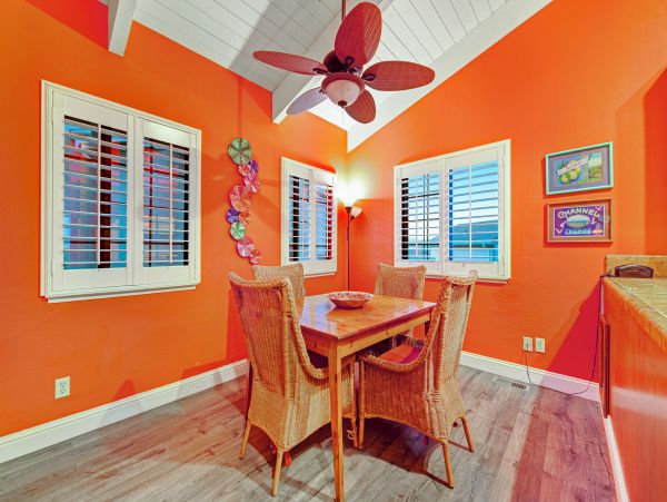Santa Cruz County Home 984366