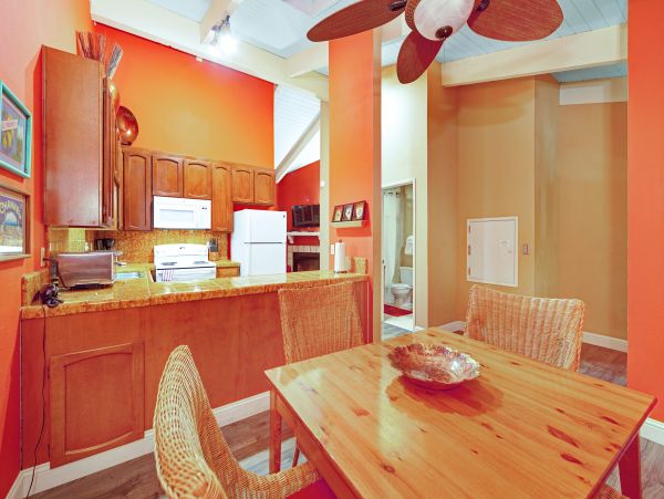 Santa Cruz County Home 984366