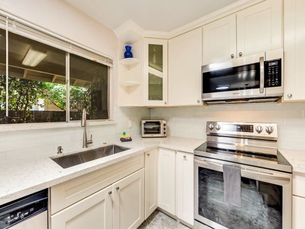 Santa Cruz County Home 984367
