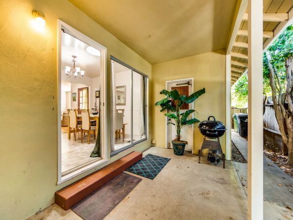 Santa Cruz County Home 984367