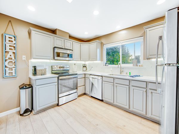 Santa Cruz County Home 984368