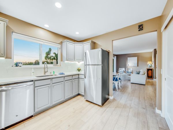 Santa Cruz County Home 984368
