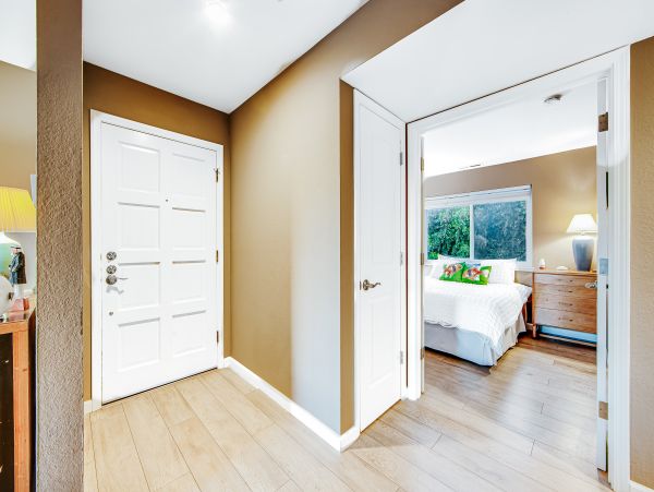 Santa Cruz County Home 984368
