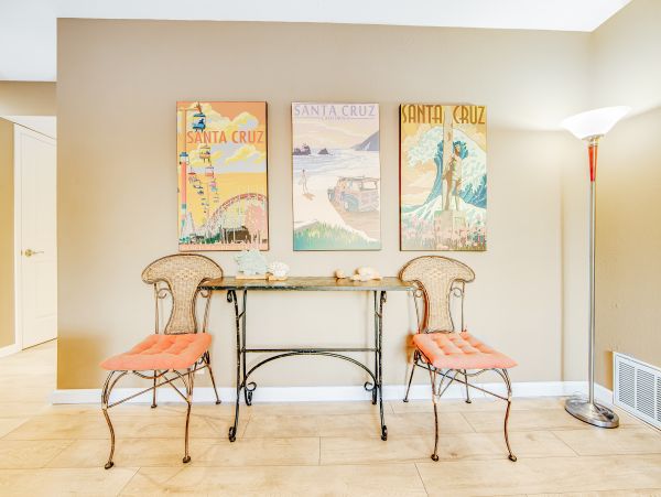 Santa Cruz County Home 984368