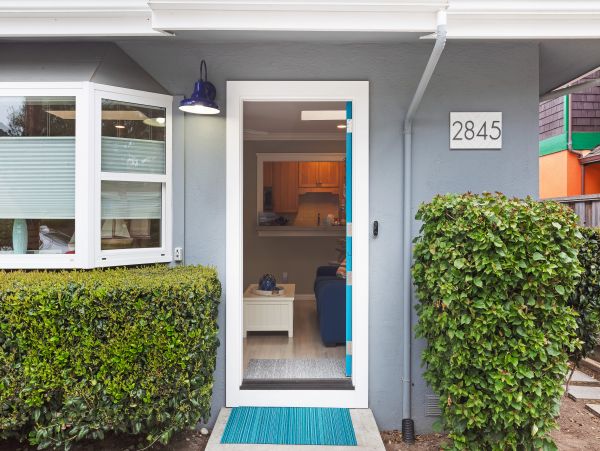 Santa Cruz County Home 984369
