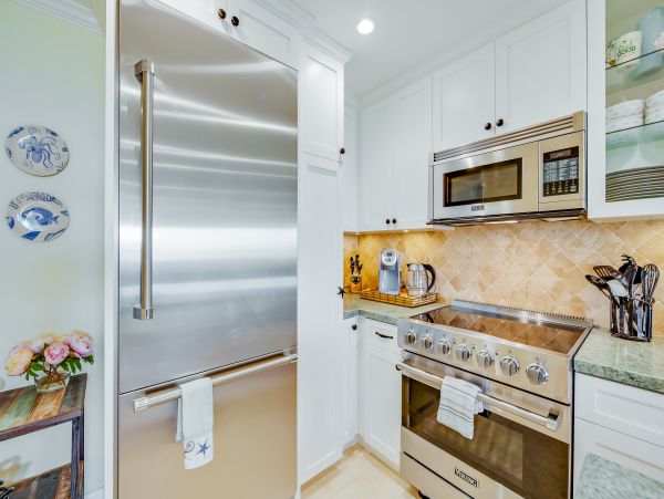 Santa Cruz County Home 984371