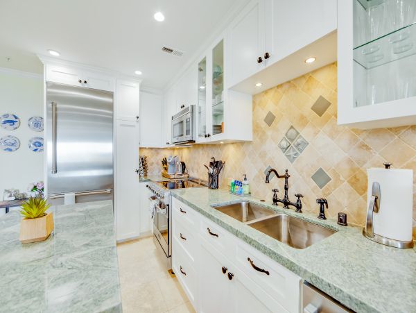 Santa Cruz County Home 984371